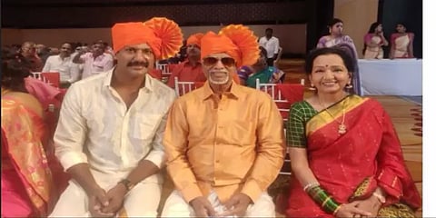 நடிகர் விஜய் பெற்றோரை சந்தித்து உரையாடிய நடிகர் விஷால்