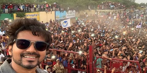 நகர்ப்புற உள்ளாட்சித் தேர்தல் - விஜய் மக்கள் இயக்கத்தினர் போட்டியிட முடிவு