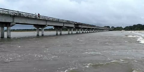 தொடர் மழையால், பாலாறு வடிநில கோட்டத்துக்கு உட்பட்ட 1022 ஏரிகளில் 962 ஏரிகள் 100% நிரம்பின