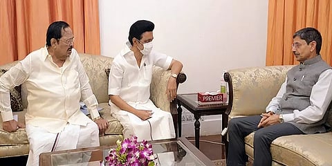 நீட் விலக்கு மசோதா: குடியரசு தலைவரின் ஒப்புதலுக்கு அனுப்ப ஆளுநரிடம் முதல்வர் வலியுறுத்தல்