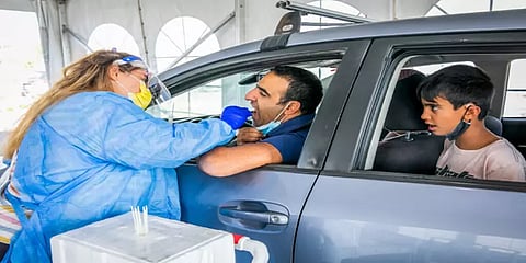 ஒமைக்ரான் - பயணிகளுக்கு கடுமையாகும் விதிமுறைகள்