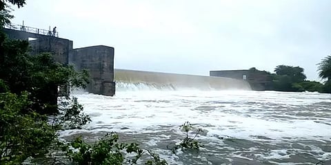 கிளியாற்றில் வெள்ளம்: கரையோர மக்கள் பாதுகாப்பாக இருக்க மாவட்ட நிர்வாகம் அறிவுறுத்தல்