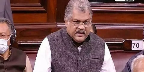 வெள்ள பாதிப்பு குறித்து பேசிய ஜி.கே.வாசன் - பொது பிரச்னைக்காக தமிழக எம்.பிக்கள் வெளிநடப்பு