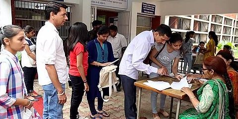 ”2022 ஜனவரியில்தான் மருத்துவ கலந்தாய்வு”- மேலும் தள்ளிப்போகும் மருத்துவக் கல்லூரி திறப்பு