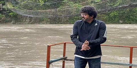 ‘பிளாக்கில் பியூட்டி’: ட்விட்டரில் வைரலாகும் விஜய் லேட்டஸ்ட் புகைப்படம்