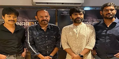 மும்பையில் ’மாநாடு’ பிரிமியர் ஷோ: நேரில் கலந்துகொண்ட சிம்பு... எஸ்.ஜே சூர்யா