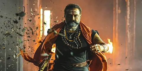 பாக்ஸ் ஆஃபீஸை தெறிக்கவிடும் நடிகர் பாலகிருஷ்ணாவின் ‘அகண்டா’!