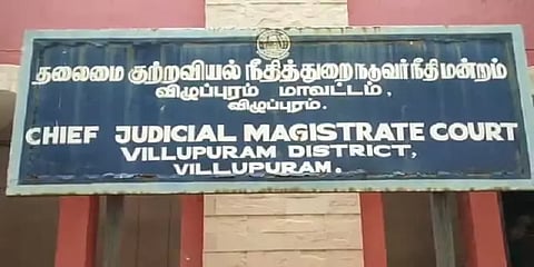 பெண் ஐபிஎஸ் அதிகாரி தொடுத்த பாலியல் வழக்கு - முன்னாள் டிஜிபியின் 4 மனுக்கள் தள்ளுபடி