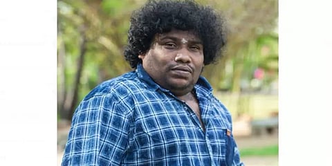 மலையாள இயக்குநர் இயக்கத்தில் யோகிபாபு: பூஜையுடன் துவங்கிய படப்பிடிப்பு