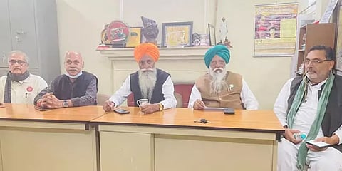 ”கோரிக்கைகள் நிறைவேறும்வரை போராட்டம் தொடரும்”- டெல்லியில் போராடும் விவசாயிகள் உறுதி