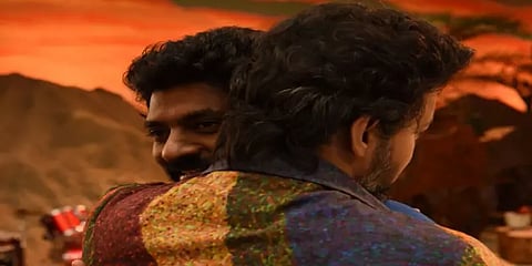 ’பீஸ்ட்’ கடைசிநாள் படப்பிடிப்பு: கலங்கிய நெல்சன்... கட்டி அணைத்துக்கொண்ட விஜய்