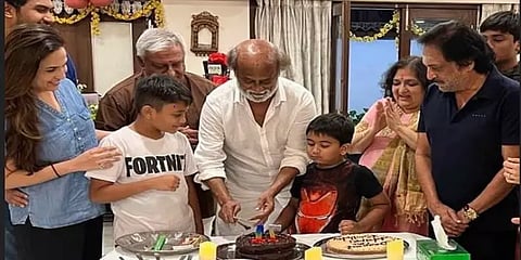 குடும்பத்தினருடன் பிறந்தநாளை கேக் வெட்டிக் கொண்டாடிய நடிகர் ரஜினிகாந்த்
