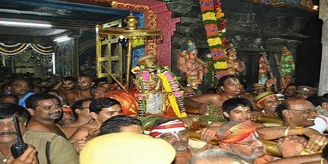 ஸ்ரீரங்கம்: ரங்கநாதர் கோயிலில் பரமபதவாசல் திறப்பு நிகழ்ச்சி கோலாகலம்