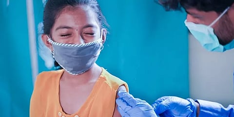 கொரோனா கால மாணவர் நலன் 14: விரைவில் குழந்தைகளுக்கும் கிடைக்கப்போகிறது கோவிட்-19 தடுப்பூசி!