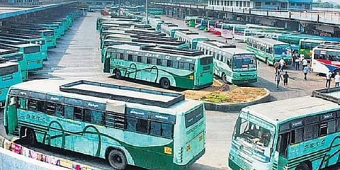 பொங்கல் பண்டிகையையொட்டி விறுவிறுப்பாக நடைபெறும் சிறப்பு பேருந்துகளுக்கான முன்பதிவு