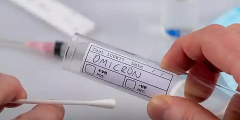 ஒமைக்ரான் கட்டுப்படுத்துவதில் சிறந்து விளங்குகிறது ஃபைசர் தடுப்பூசி: ஆய்வாளர்கள் நம்பிக்கை