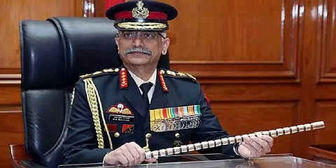 முப்படை தளபதிகள் குழுவின் தலைவரானார் மனோஜ் முகுந்த் நரவானே