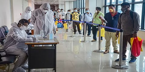 இந்தியாவில் மேலும் 4 பேருக்கு ஒமைக்ரான் பாதிப்பு - மொத்த பாதிப்பு 77 ஆக உயர்வு