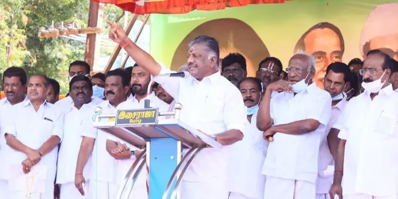 ”விடியாத அரசாக இருக்கிறது திமுக அரசு" - ஆர்ப்பாட்டத்தில் அதிமுக தலைவர்கள்