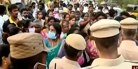 நெல்லை பள்ளி விபத்து: தாளாளர், தலைமை ஆசிரியர் உட்பட 3 பேர் கைது