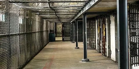 'சிறைகளில் சிசிடிவி பொருத்த வேண்டுமென்ற உத்தரவு பின்பற்றப்படுவதில்லை' - மத்திய அரசு