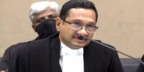 பதவியில் இருக்கும்போது செருக்கில்லாமல் இருக்க வேண்டும்: நீதிபதி எம்.எம்.சுந்தரேஷ் பேச்சு