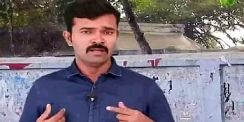 ஃபாக்ஸ்கான் தொழிற்சாலை விவகாரம்: அவதூறு கருத்தை பதிவிட்டதாக சாட்டை துரைமுருகன் கைது