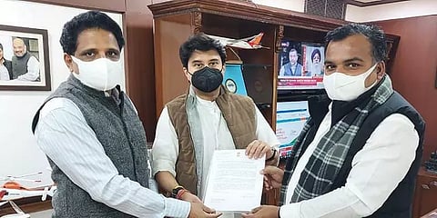 மதுரை விமான நிலையத்திற்கு சர்வதேச அங்கீகாரம் தர மறுப்பு – எம்.பிக்கள் குற்றச்சாட்டு