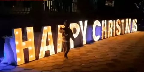 தேவாலயங்கள் அலங்கரிப்பு: கிறிஸ்துமஸ் கொண்டாட்டத்திற்கு தயாராகும் புதுச்சேரி