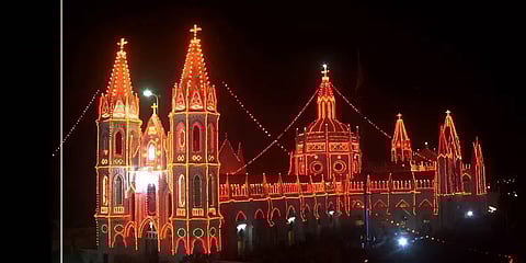 கிறிஸ்துமஸ்: தமிழகம் முழுவதும் உற்சாக கொண்டாட்டம்