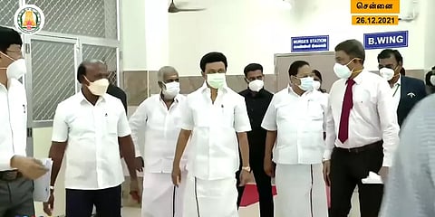 ஒமைக்ரான் தடுப்பு நடவடிக்கைகள்: நேரில் ஆய்வு செய்த முதல்வர் ஸ்டாலின்