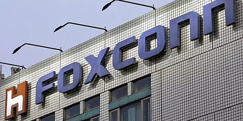 ஃபாக்ஸ்கான் ஆலை நிர்வாகத்தை மாற்றியமைக்க முடிவு