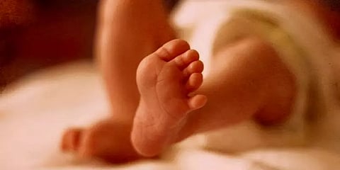 உசிலம்பட்டி பெண்சிசு மர்ம மரணம்: புதைக்கப்பட்ட உடலை மீண்டும் எடுத்து பிரேத பரிசோதனை