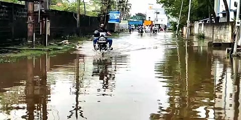 முழு கொள்ளளவை எட்டிய செம்பரம்பாக்கம் ஏரி: உபரிநீர் திறப்பை அதிகரிக்க கோரிக்கை