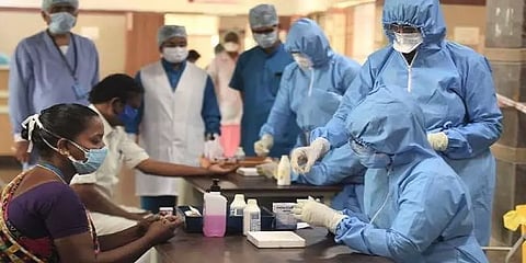 தமிழ்நாடு: 1500-ஐ நெருங்கியது தினசரி கொரோனா பாதிப்பு