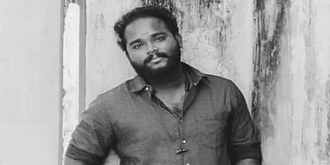 குளத்தை காவல் காத்த இளைஞர் சுட்டுக் கொலை: மர்ம நபர்களை தேடும் போலீசார்