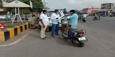 சென்னையில் முகக்கவசம் அணியாதவர்களுக்கு அபராதம்: ஒரே நாளில் ரூ2.18 லட்சம் வசூல்