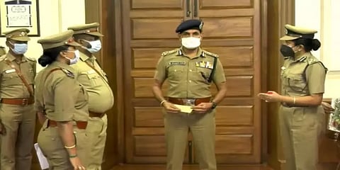 திருவான்மியூர் ரயில் நிலைய கொள்ளை: அம்பலப்படுத்திய ரயில்வே போலீசாருக்கு டிஜிபி பாராட்டு