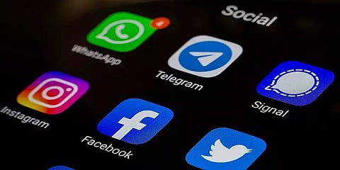 இந்து பெண்களை குறிவைக்கும் செயலி, பேஸ்புக் பக்கங்களுக்கு எதிராக நடவடிக்கை: மத்திய அமைச்சர்