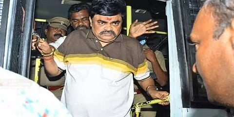 ராஜேந்திர பாலாஜியிடம் விடிய விடிய விசாரணை: நீதிபதி முன் ஆஜர்