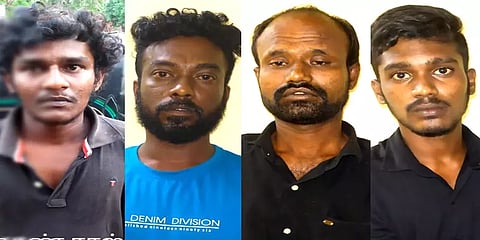 போதையில் ஜூஸ் கடையில் இருந்த பாட்டில்களை அரிவாளால் அடித்து நொறுக்கிய 4 பேர் கைது