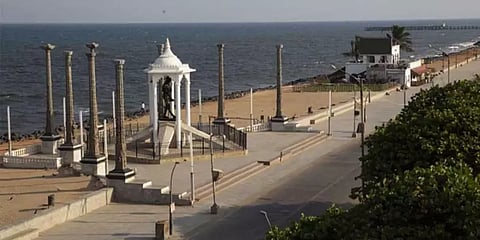 கொரோனா பரவலை கட்டுப்படுத்த புதுச்சேரியில் புதிய கட்டுப்பாடுகள் அறிவிப்பு