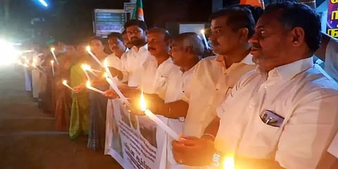 பிரதமர் பாதுகாப்பு விவகாரம்: கன்னியாகுமரியில் நூதன போராட்டத்தில் ஈடுபட்ட பாஜகவினர்