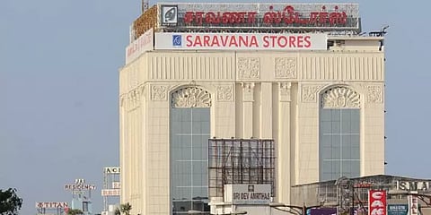 குரோம்பேட்டை சரவணா ஸ்டோர்ஸில் 30 பேருக்கு கொரோனா