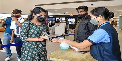 ''ஒமைக்ரான் தொற்றால் நுரையீரல் செல்கள் பாதிக்கப்பட வாய்ப்பு'' -மருத்துவ நிபுணர் எச்சரிக்கை