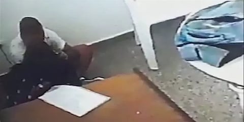 அர்ஜென்டினா: சிறைக்குள் அத்துமீறிய நீதிபதி - வைரலான வீடியோ