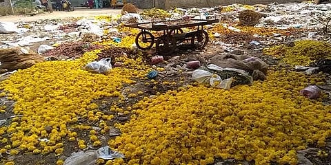 கொரோனா கட்டுப்பாடுகளால் முடங்கிப்போன பூ வியாபாரம் - வேதனையில் விவசாயிகள்