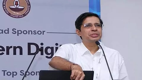 ஐஐடி இயக்குநர் காமகோடி