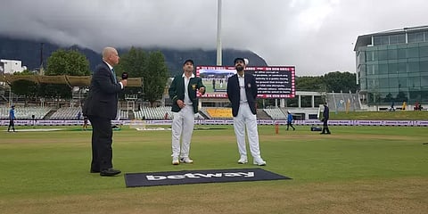 தென்னாப்பிரிக்காவுக்கு எதிரான கடைசி டெஸ்ட்: இந்தியா பேட்டிங் தேர்வு