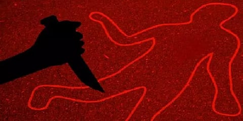 கோவை: ஆற்றில் மிதந்த ஆண் சடலம்; திருட முயன்றதால் அடித்து கொலை செய்யப்பட்டவர் என தகவல்